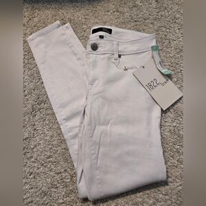 Womens skinny pants - size 29